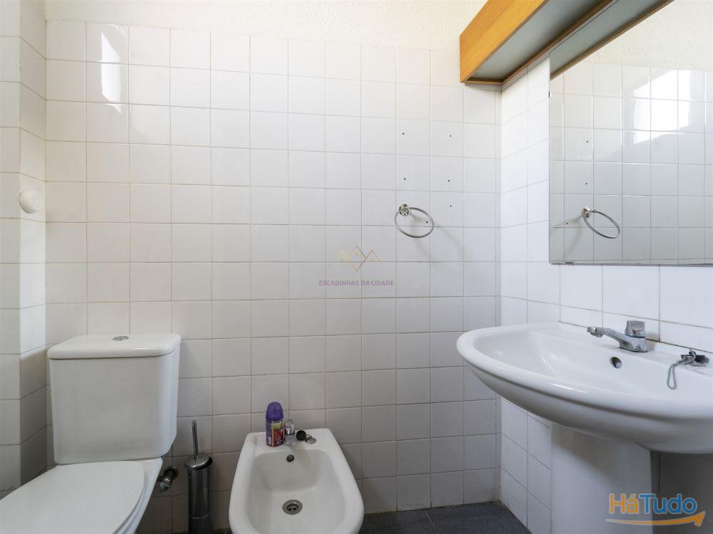 Olivais, 2 Lojas interligadas ideal para converter em habitacional Olivais, 2 Lojas interligadas ideal para converter em habitacional