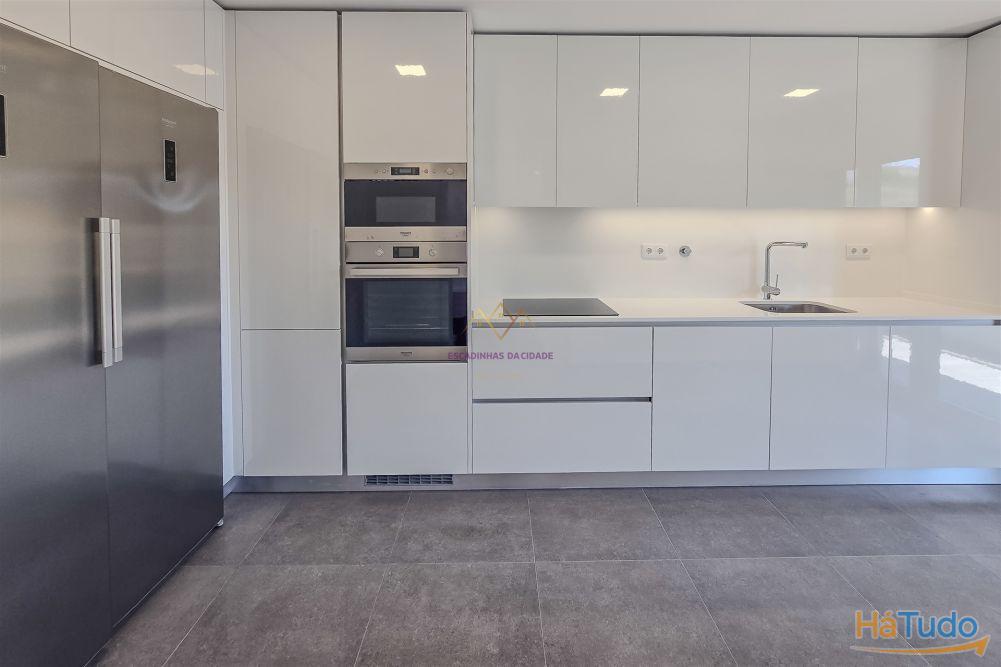 T3 com Piscina em Alverca T3 com Piscina em Alverca