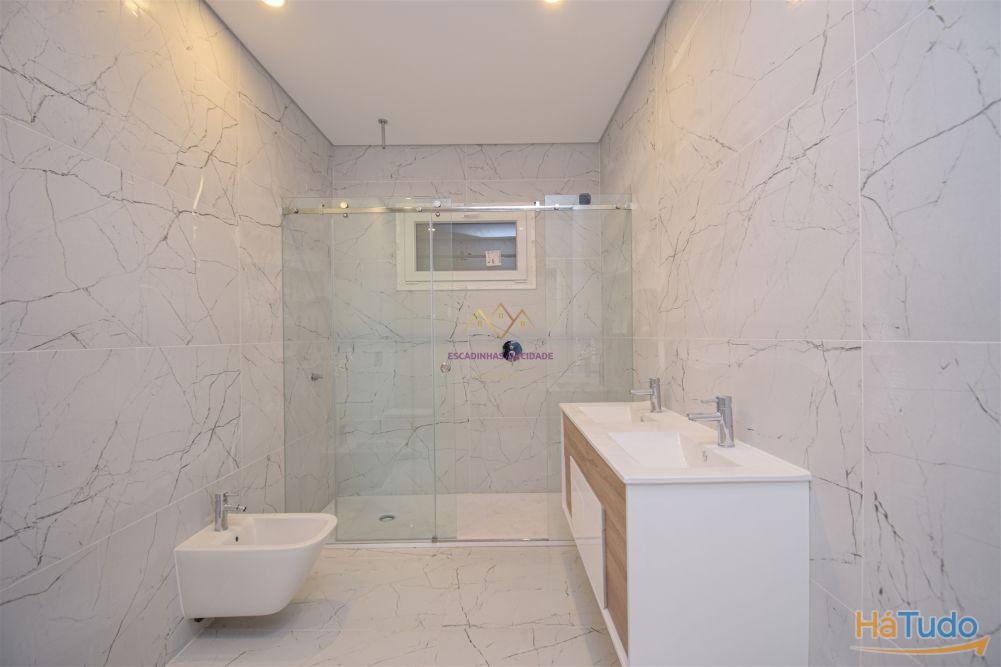 Moradia T4 Isolada com piscina em zona nobre de Azeitão Moradia T4 Isolada com piscina em zona nobre de Azeitão