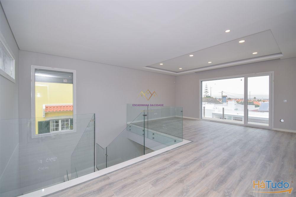 Moradia T4 Isolada com piscina em zona nobre de Azeitão Moradia T4 Isolada com piscina em zona nobre de Azeitão