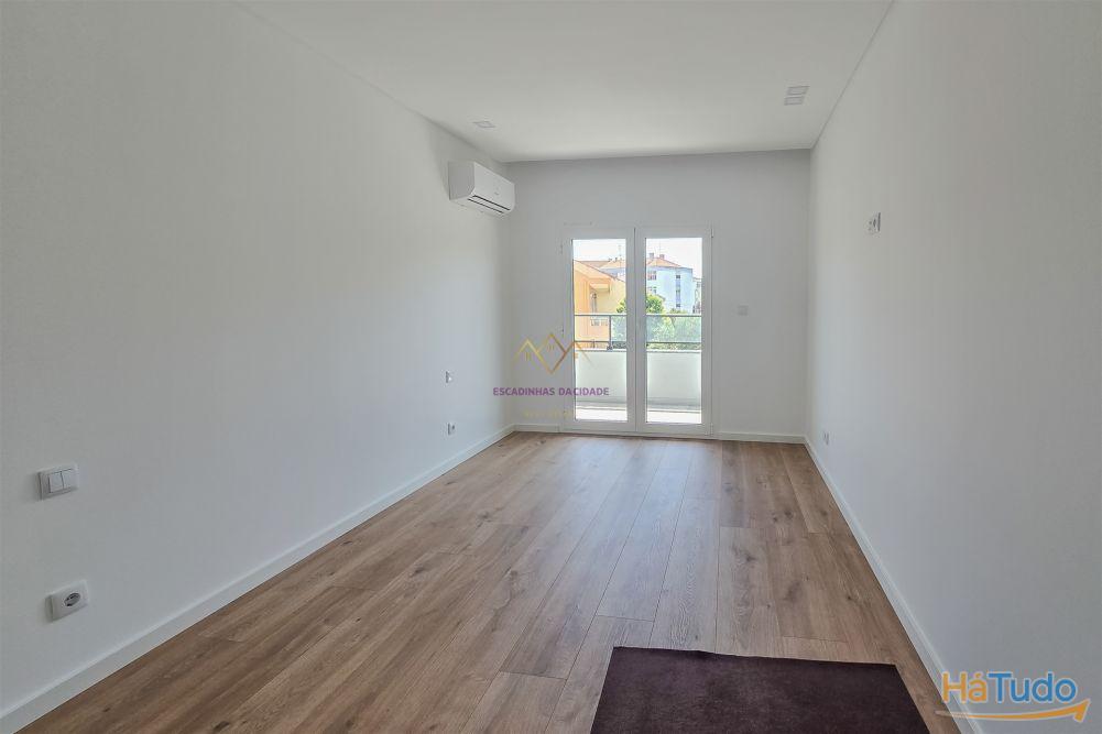 T3 com Piscina em Alverca T3 com Piscina em Alverca