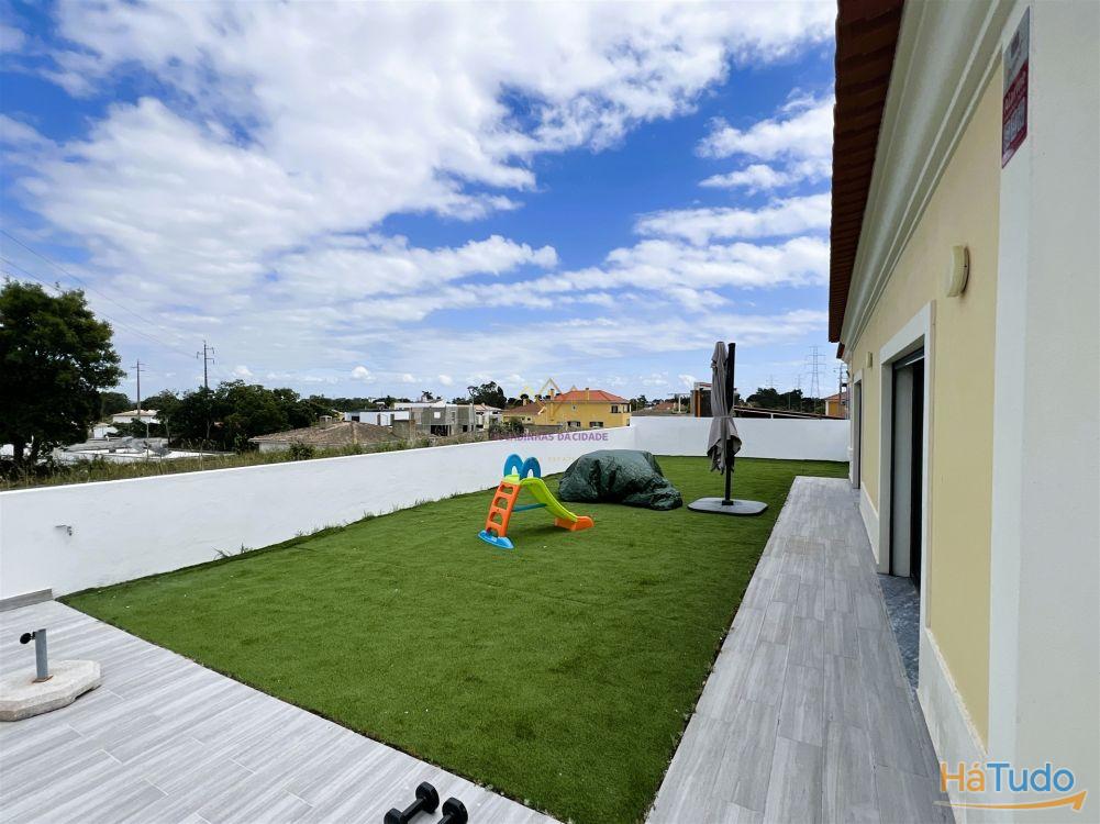 Moradia T4 para venda em Qta da Serralheira, Setúbal Moradia T4 para venda em Qta da Serralheira, Setúbal