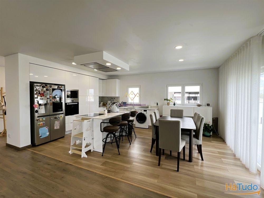 Moradia T4 para venda em Qta da Serralheira, Setúbal Moradia T4 para venda em Qta da Serralheira, Setúbal