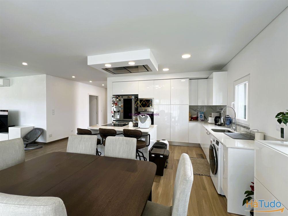 Moradia T4 para venda em Qta da Serralheira, Setúbal Moradia T4 para venda em Qta da Serralheira, Setúbal