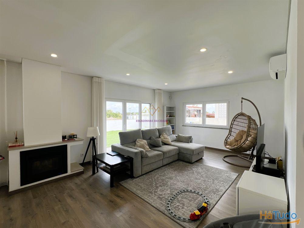 Moradia T4 para venda em Qta da Serralheira, Setúbal Moradia T4 para venda em Qta da Serralheira, Setúbal