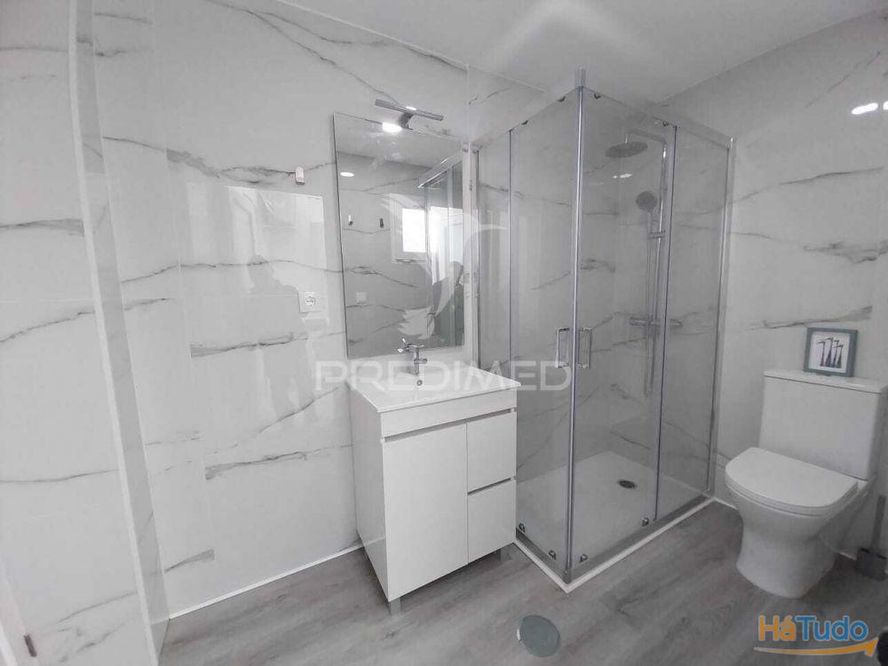 Moradia T1 Renovada ? Centro do Porto (junto à Rua Santa Catarina) Moradia T1 Renovada ? Centro do Porto (junto à Rua Santa Catarina)