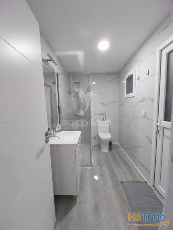 Moradia T1 Renovada ? Centro do Porto (junto à Rua Santa Catarina) Moradia T1 Renovada ? Centro do Porto (junto à Rua Santa Catarina)