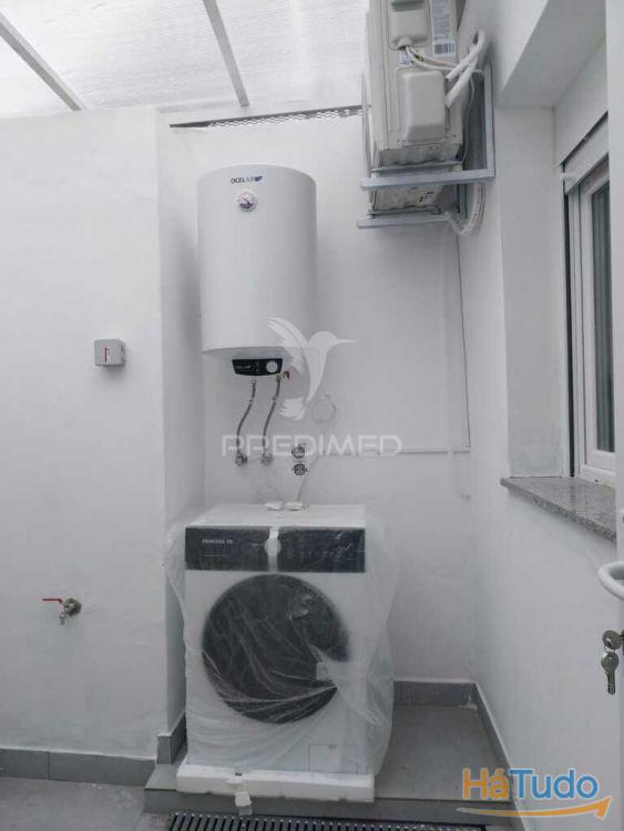 Moradia T1 Renovada ? Centro do Porto (junto à Rua Santa Catarina) Moradia T1 Renovada ? Centro do Porto (junto à Rua Santa Catarina)