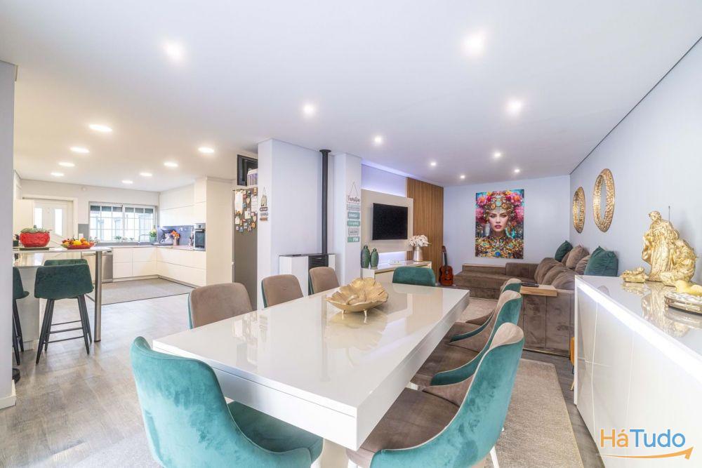 Moradia Térrea T2+1 | Folgosa - Maia | Piscina | Jardim | Terreno 721m2 Moradia Térrea T2+1 | Folgosa - Maia | Piscina | Jardim | Terreno 721m2