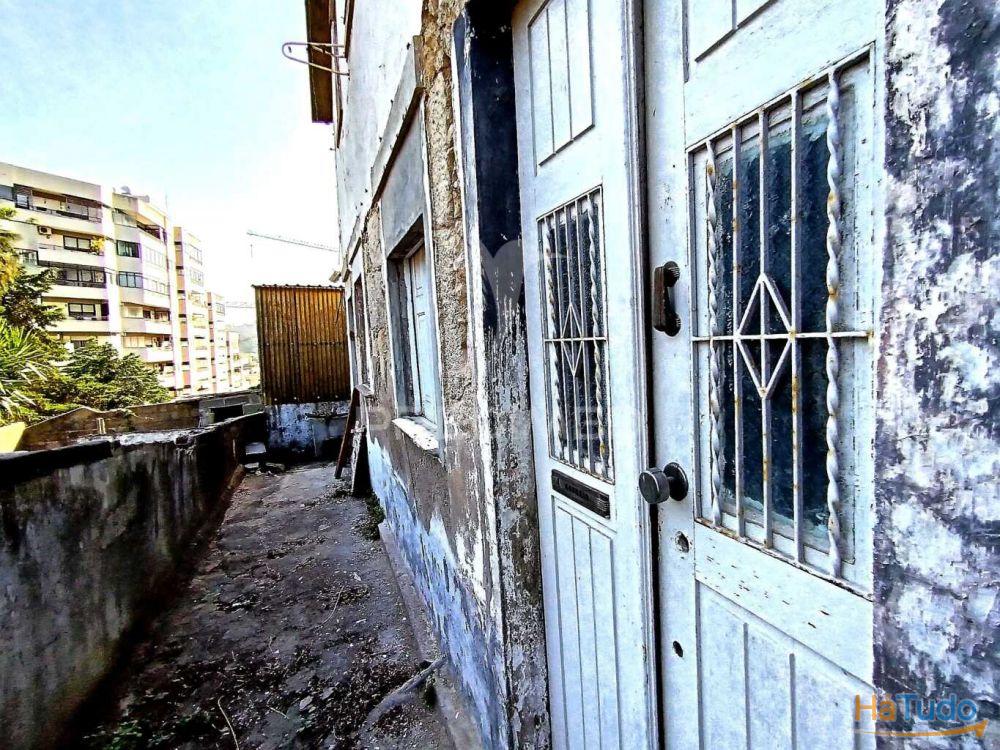 2 Moradias para recuperar - Freixo 2 Moradias para recuperar - Freixo