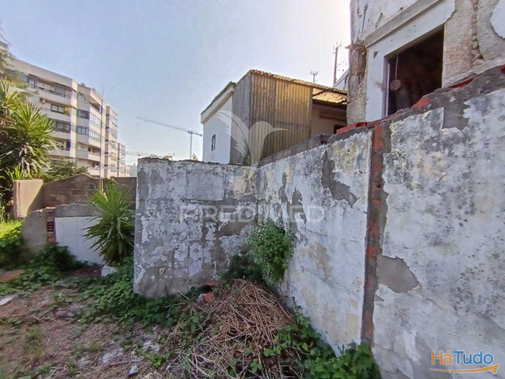 2 Moradias para recuperar - Freixo 2 Moradias para recuperar - Freixo