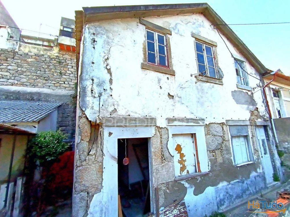 2 Moradias para recuperar - Freixo 2 Moradias para recuperar - Freixo
