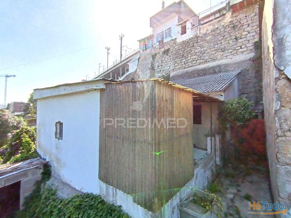 2 Moradias para recuperar - Freixo 2 Moradias para recuperar - Freixo