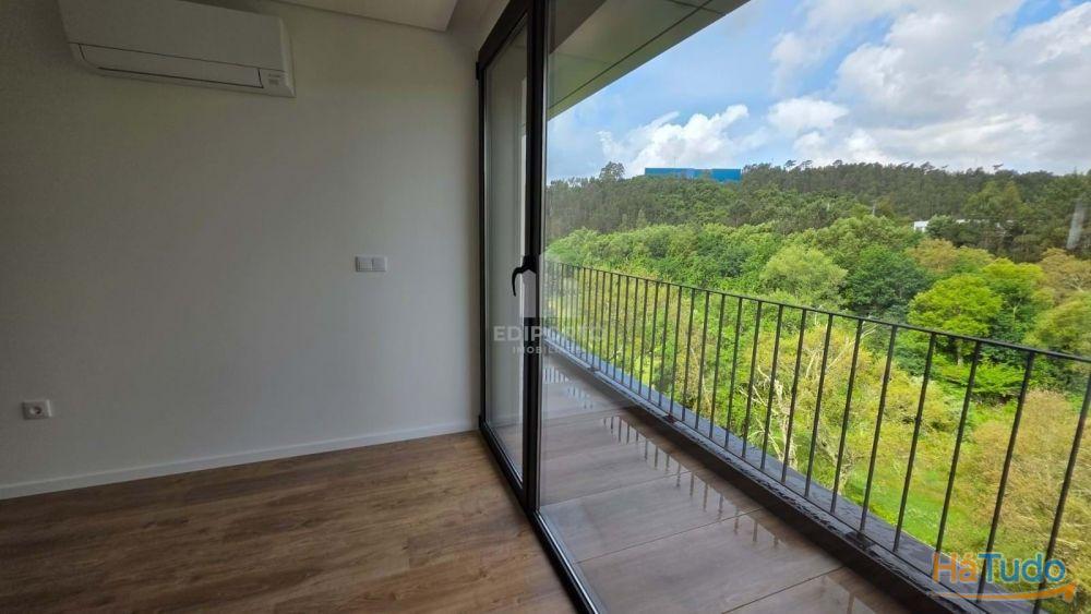 Moradia em Banda T3 com terraço em Gondomar Moradia em Banda T3 com terraço em Gondomar