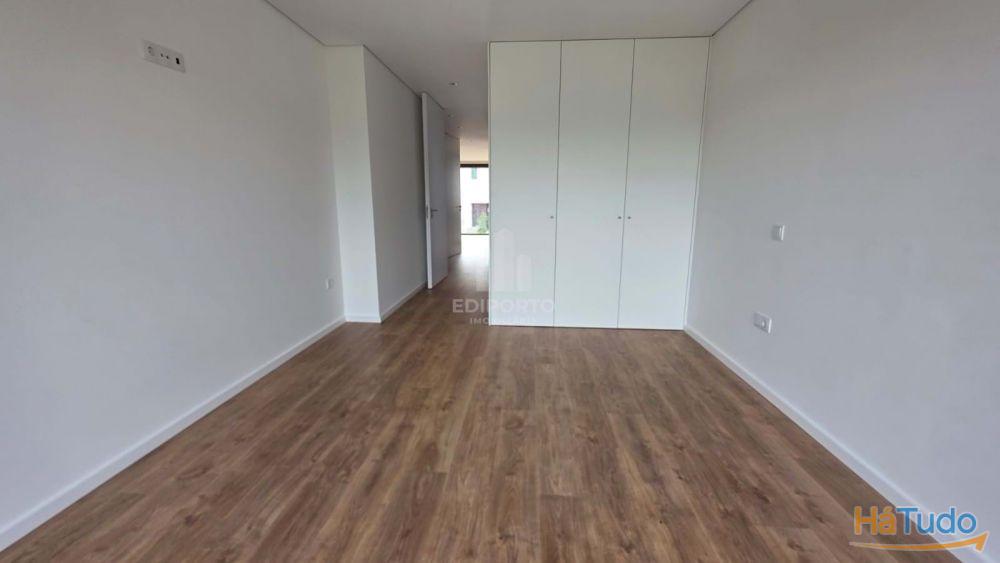 Moradia em Banda T3 com terraço em Gondomar Moradia em Banda T3 com terraço em Gondomar