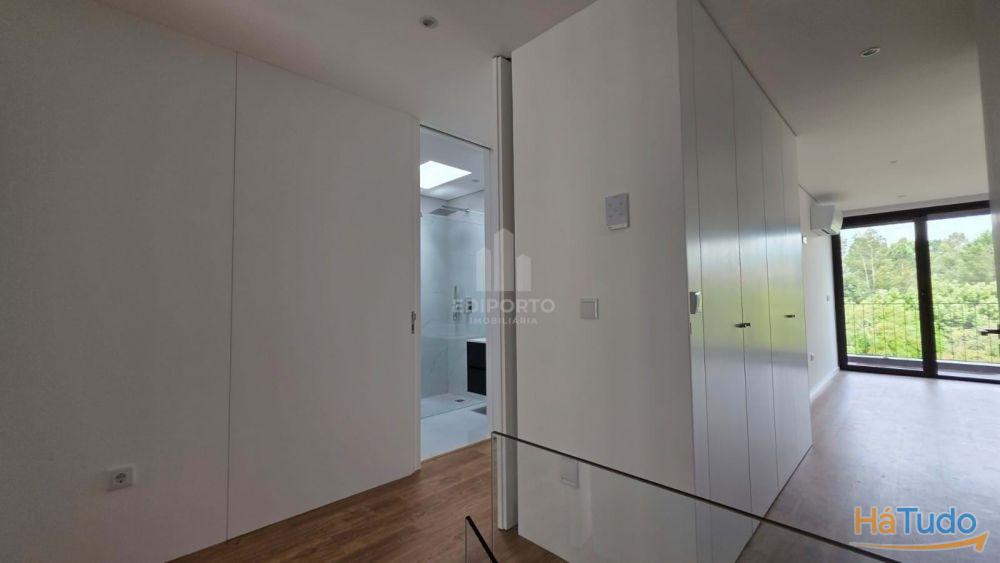 Moradia em Banda T3 com terraço em Gondomar Moradia em Banda T3 com terraço em Gondomar