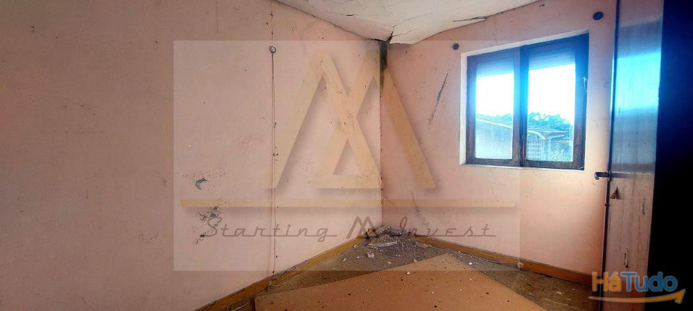 Moradia com terreno em estado de ruína na freguesia de Retorta em Vila do Conde Moradia com terreno em estado de ruína na freguesia de Retorta em Vila do Conde