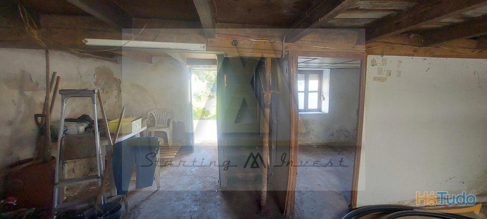 Moradia com terreno em estado de ruína na freguesia de Retorta em Vila do Conde Moradia com terreno em estado de ruína na freguesia de Retorta em Vila do Conde