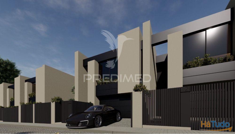 Moradia T3 | 2 Carros | Jardim | Varandas | Salão | Gondomar Moradia T3 | 2 Carros | Jardim | Varandas | Salão | Gondomar