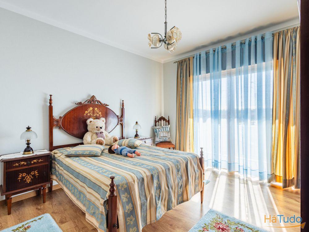 Moradia T6 com 3.150m² de Terreno a 400m da Praia da Leirosa - Excelente Oportunidade de Investimento Moradia T6 com 3.150m² de Terreno a 400m da Praia da Leirosa - Excelente Oportunidade de Investimento