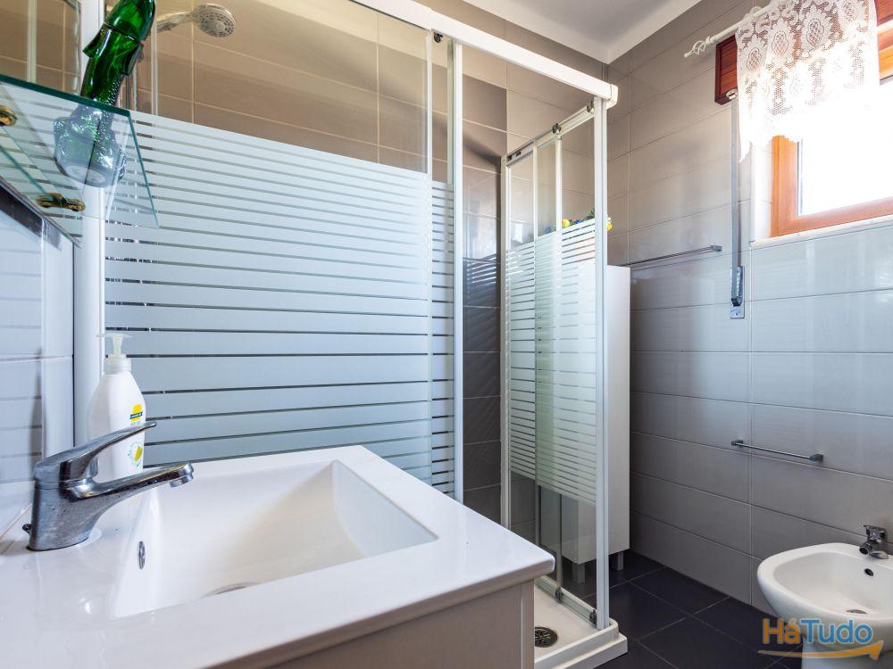 Moradia T6 com 3.150m² de Terreno a 400m da Praia da Leirosa - Excelente Oportunidade de Investimento Moradia T6 com 3.150m² de Terreno a 400m da Praia da Leirosa - Excelente Oportunidade de Investimento