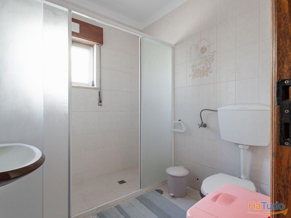 Moradia T6 com 3.150m² de Terreno a 400m da Praia da Leirosa - Excelente Oportunidade de Investimento Moradia T6 com 3.150m² de Terreno a 400m da Praia da Leirosa - Excelente Oportunidade de Investimento