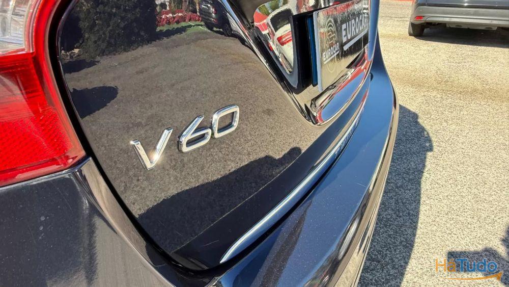 Volvo V60 AWD Volvo V60 AWD