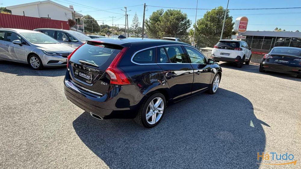 Volvo V60 AWD Volvo V60 AWD