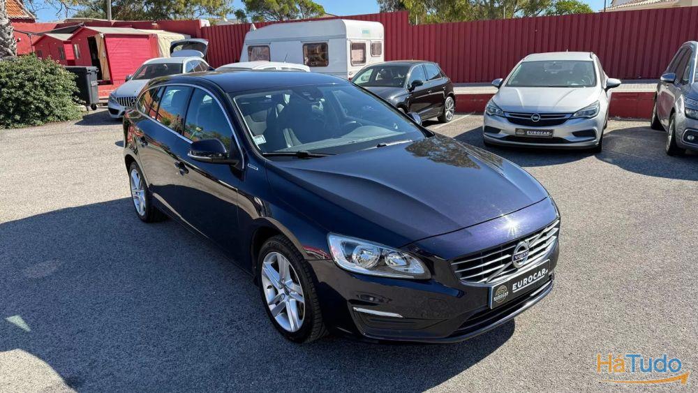 Volvo V60 AWD Volvo V60 AWD