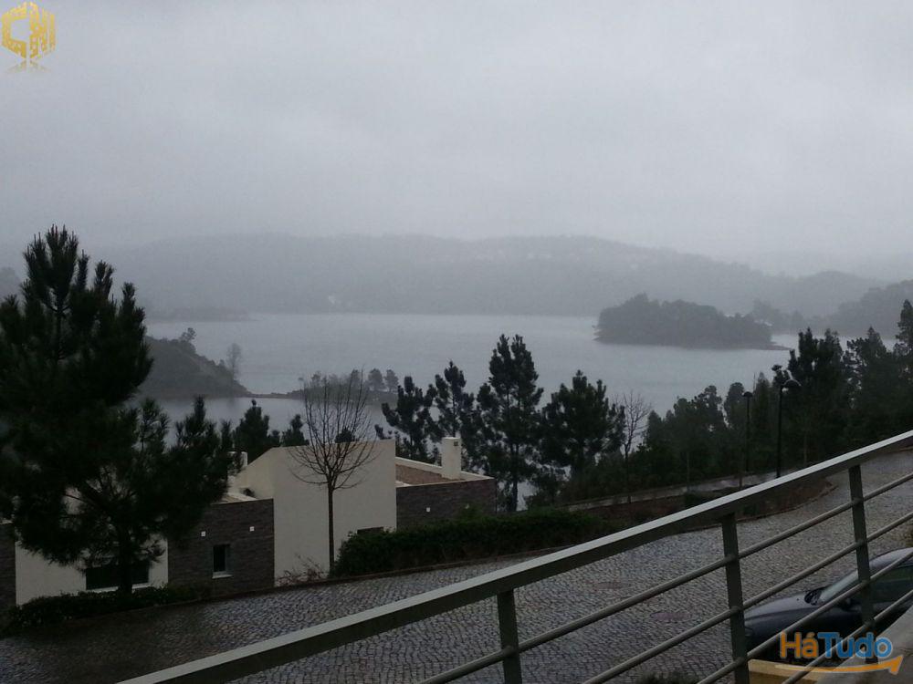 V2 em Vale do Vime V2 em Vale do Vime