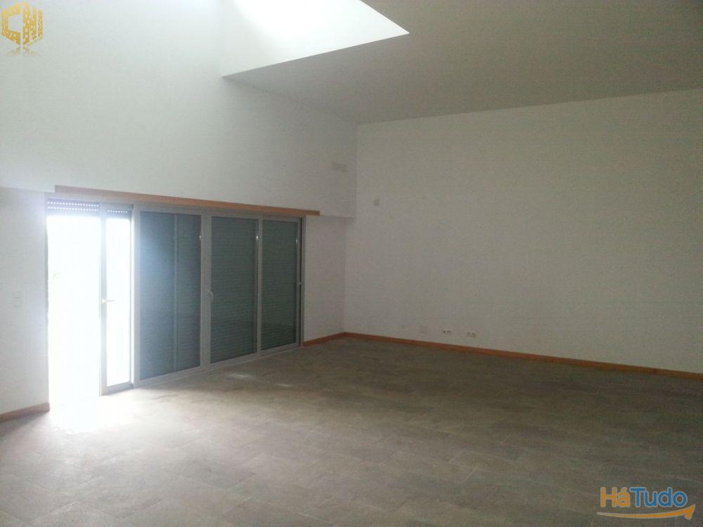 V2 em Vale do Vime V2 em Vale do Vime