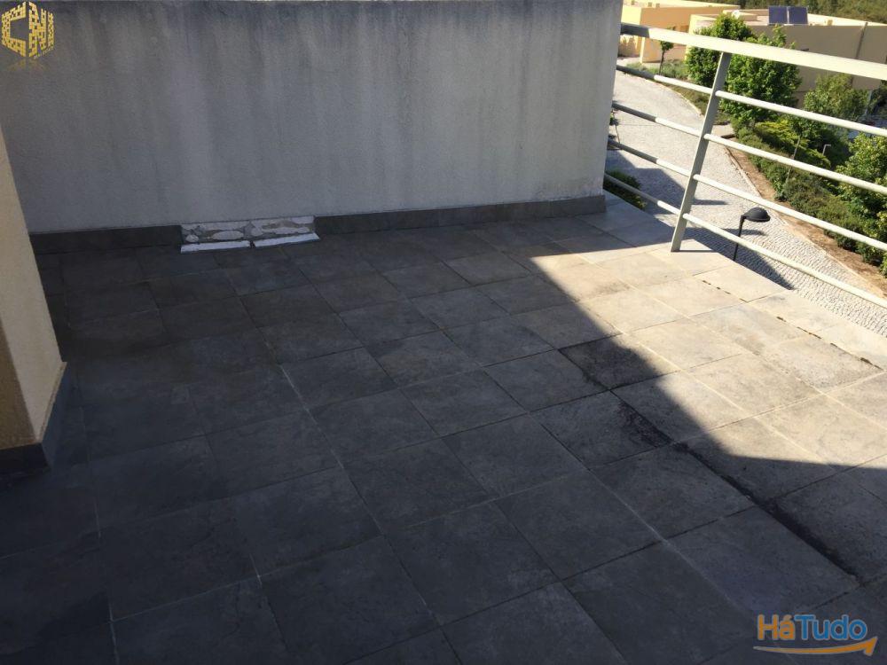 V2 em Vale do Vime V2 em Vale do Vime