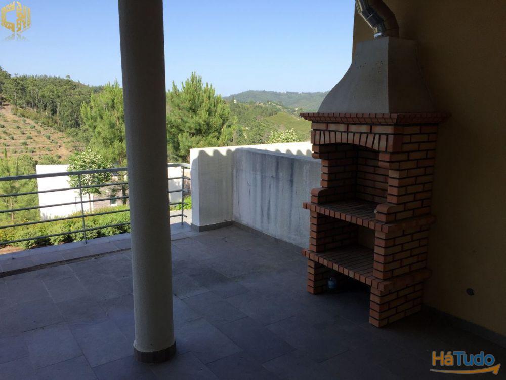 V2 em Vale do Vime V2 em Vale do Vime