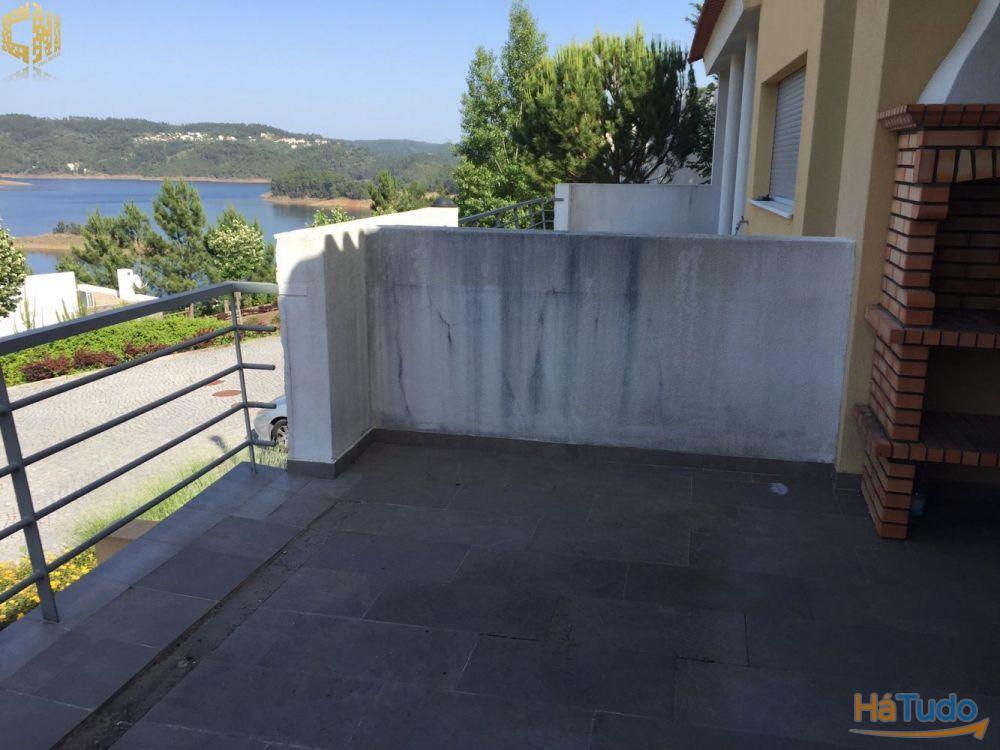 V2 em Vale do Vime V2 em Vale do Vime