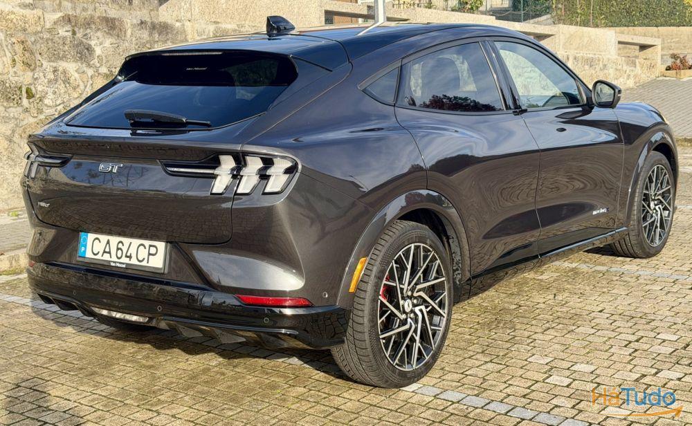 Ford Mustang Mach-E 90.5 kWh GT AWD Ford Mustang Mach-E 90.5 kWh GT AWD