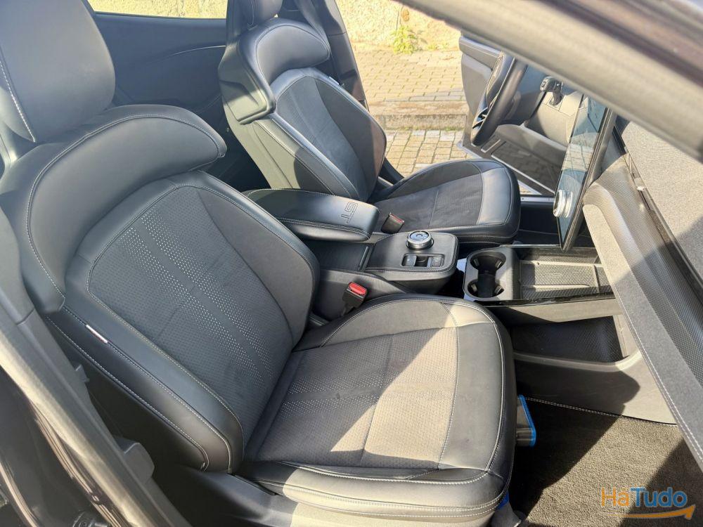 Ford Mustang Mach-E 90.5 kWh GT AWD Ford Mustang Mach-E 90.5 kWh GT AWD