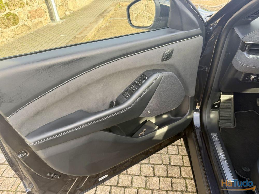 Ford Mustang Mach-E 90.5 kWh GT AWD Ford Mustang Mach-E 90.5 kWh GT AWD