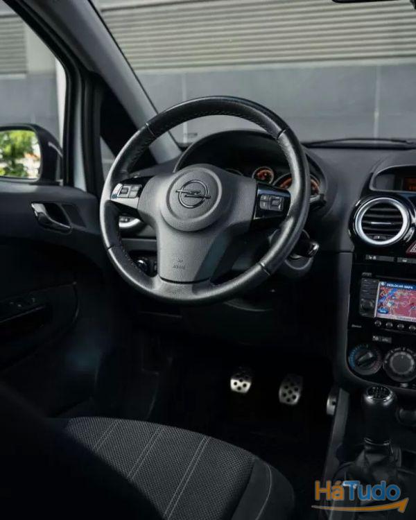 Opel Corsa 1.4 Black Editon (100cv) Opel Corsa 1.4 Black Editon (100cv)
