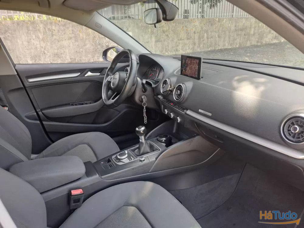 Audi A3 Sportback 1.6 TDI Design Audi A3 Sportback 1.6 TDI Design