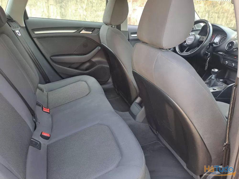 Audi A3 Sportback 1.6 TDI Design Audi A3 Sportback 1.6 TDI Design