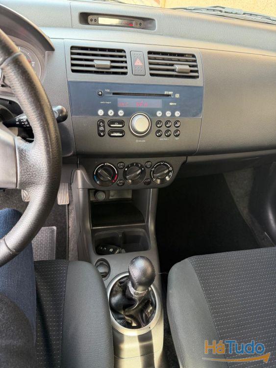 Suzuki Swift 1.3 DDiS GL Suzuki Swift 1.3 DDiS GL