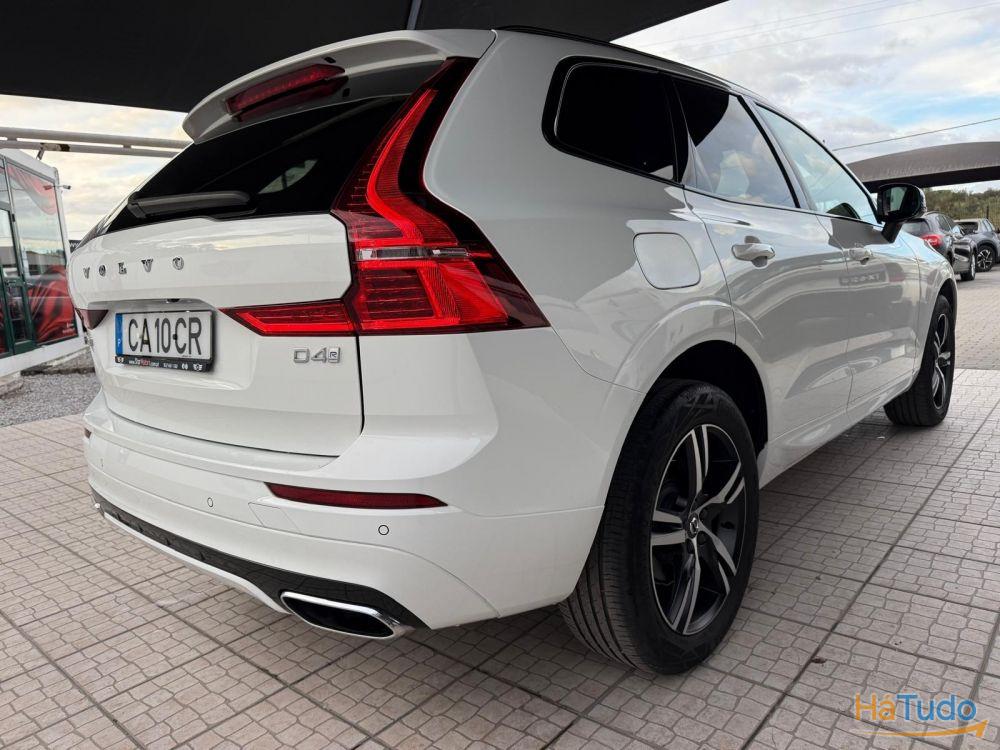 Volvo XC 60 2.0 B4 R-Design Geartronic Volvo XC 60 2.0 B4 R-Design Geartronic
