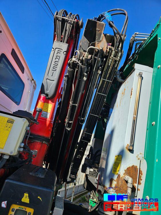 Renault T 380 6x2 grua fassi 165 Renault T 380 6x2 grua fassi 165