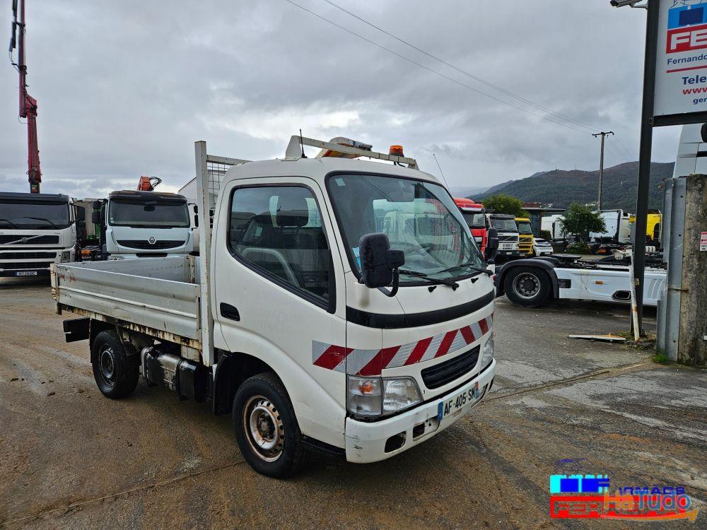 Toyota Dyna 3.0 D-4D M CS 35.25 Toyota Dyna 3.0 D-4D M CS 35.25