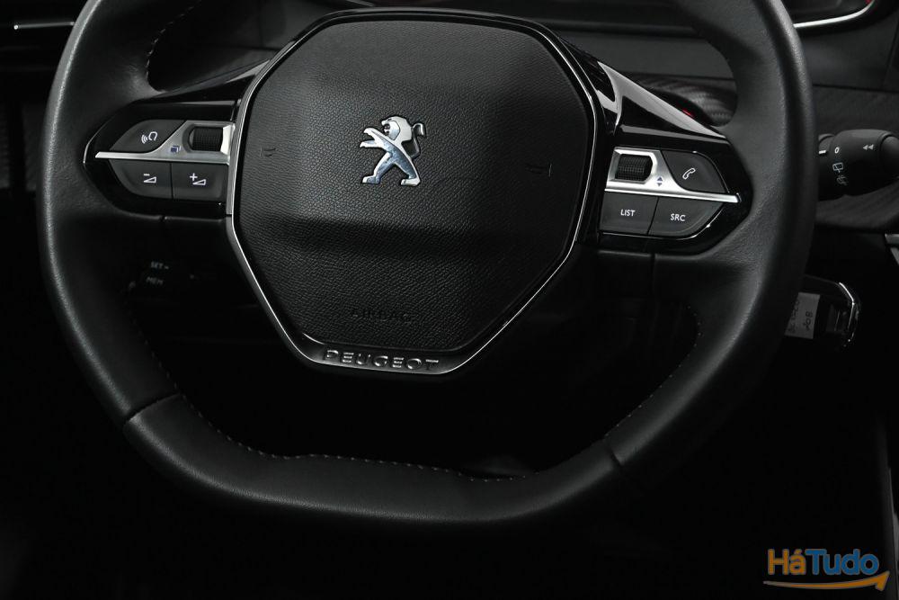 Peugeot 208 1.2 PureTech Active Pack Peugeot 208 1.2 PureTech Active Pack