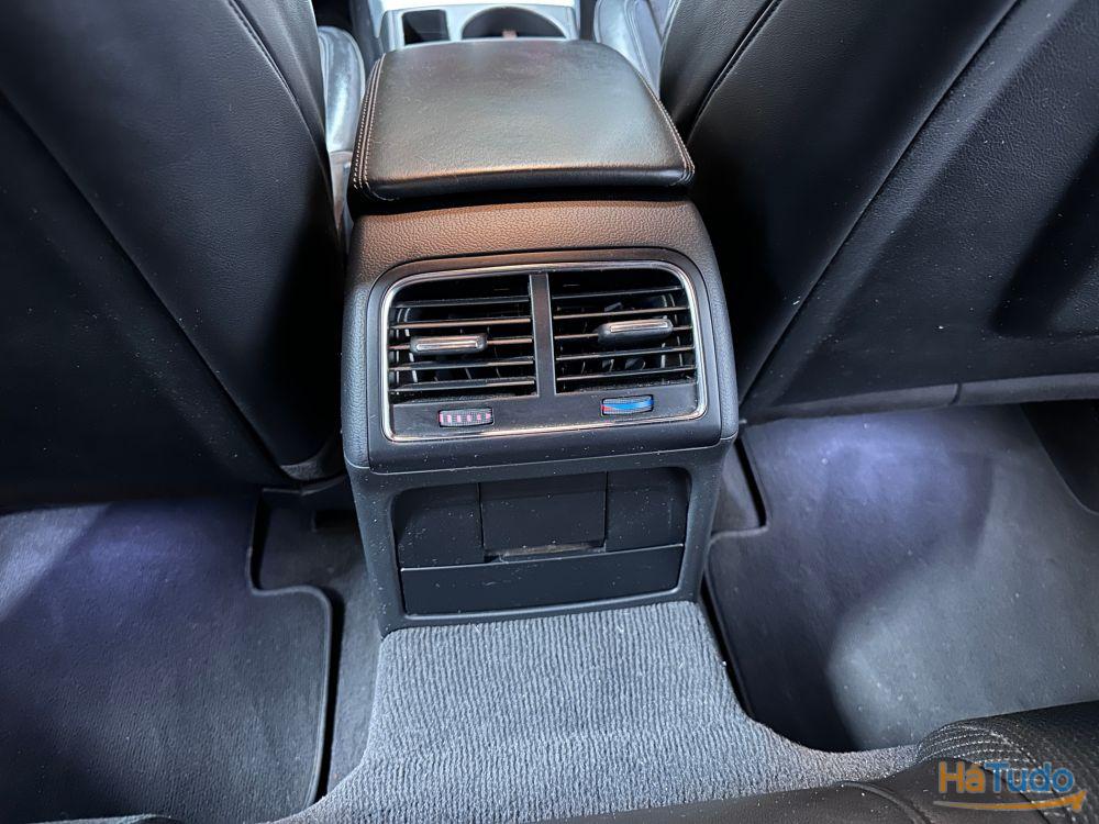 Audi A4 Avant 2.0 TDI S-line Audi A4 Avant 2.0 TDI S-line