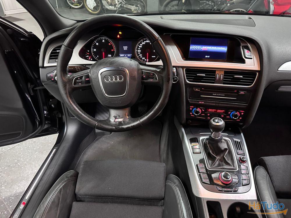 Audi A4 Avant 2.0 TDI S-line Audi A4 Avant 2.0 TDI S-line