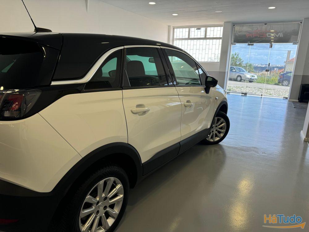 Opel Crossland 1.2 Elegance Opel Crossland 1.2 Elegance