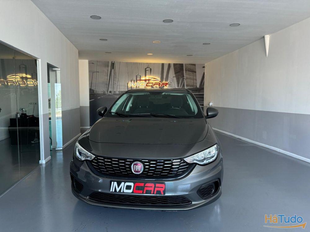 Fiat Tipo 1.3 M-Jet Easy Fiat Tipo 1.3 M-Jet Easy