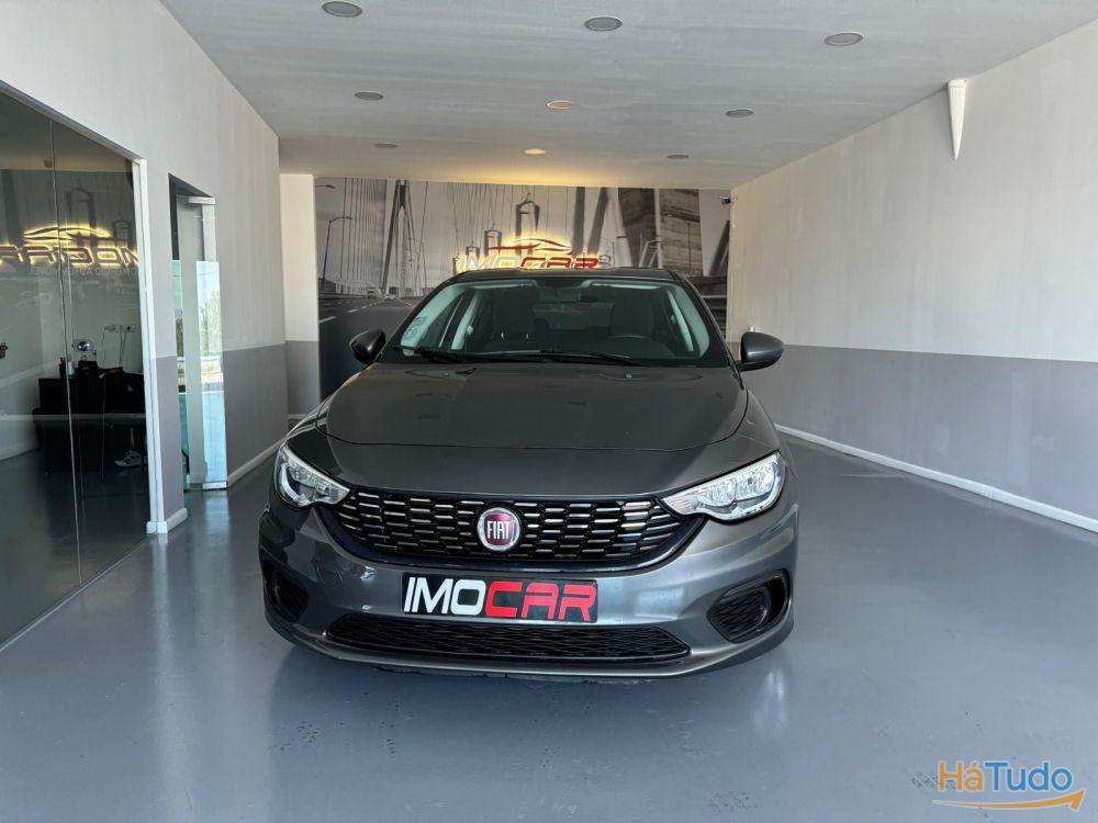 Fiat Tipo 1.3 M-Jet Easy Fiat Tipo 1.3 M-Jet Easy